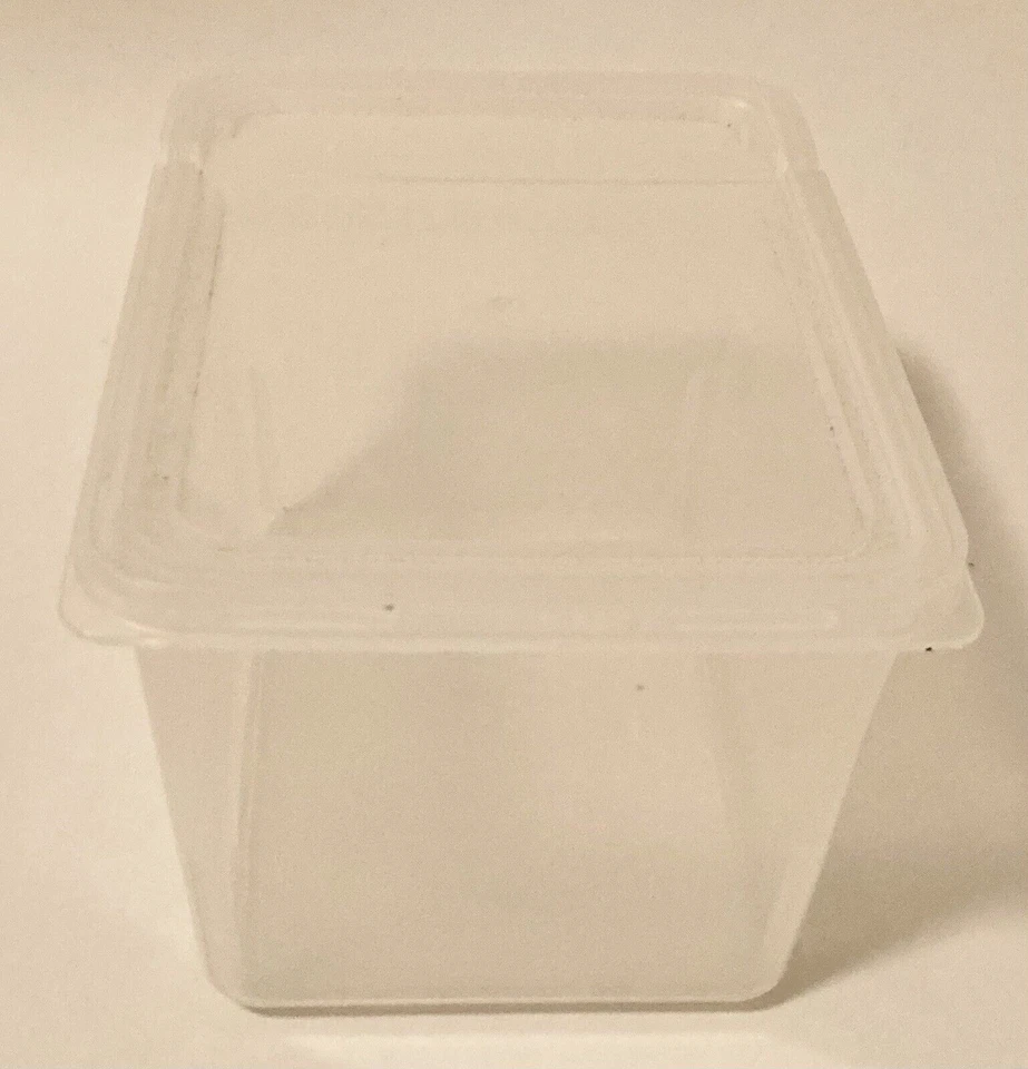 HILLMAN 7" x 5" x 5" 矩形多云塑料储物盒带可拆卸盖 — 第 3/4 张图片