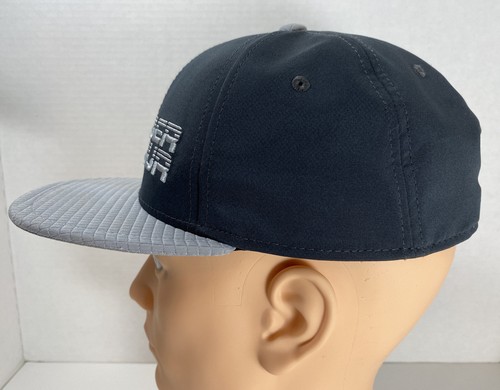 Under Armour Flat Bill Snapback Adjustable YOUTH Black/Gray Raised Logo VG! - Picture 4 of 11