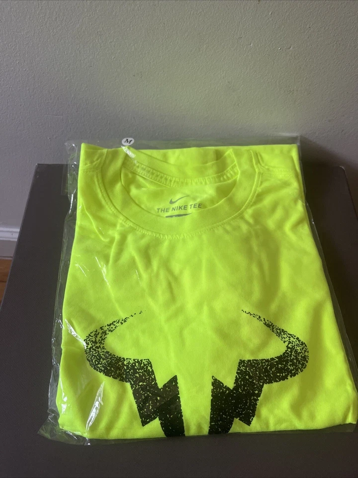 Мужская теннисная футболка Nike «RAFA» Court Dry (ВОЛЬТ / ЧЕРНАЯ) CW1534-702 маленькая - Изображение 2 из 2