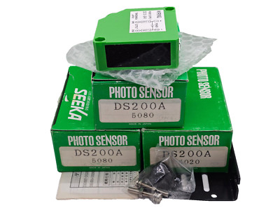 NEW Takenaka LTD DS200A Photoelectric Sensor, 12-24VDC, Lot of 3