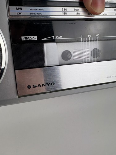 Sublime Poste Radio Sanyo Boombox, 4 Band Stereo Radio Cassette Recorder M7200LU - Foto 20 di 24