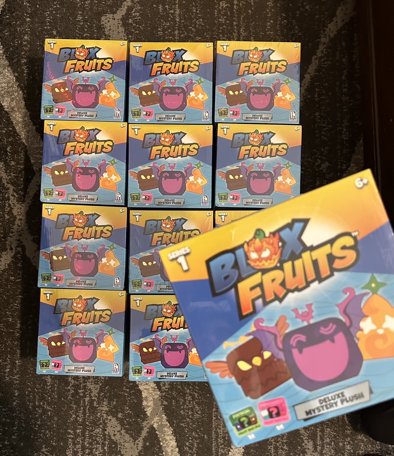 Blox Fruits 8” Deluxe Mystery Plush ROBLOX DLC CODES SEALED