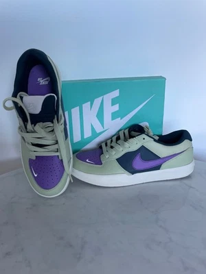 Nike SB Force 58 PRM L Olive  Aura Black Rasberry pointure 43 comme neuve  - Photo 1/4