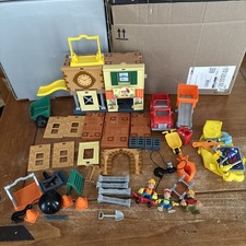 Fisher Price Handy Manny's Workshop Playset And Toolbelt