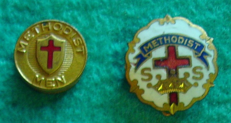 2 METHODIST Enameled Pins LITTLE SYSTEM CROSS AND CROWN MEN ROBBINS CO ATTLEBORO