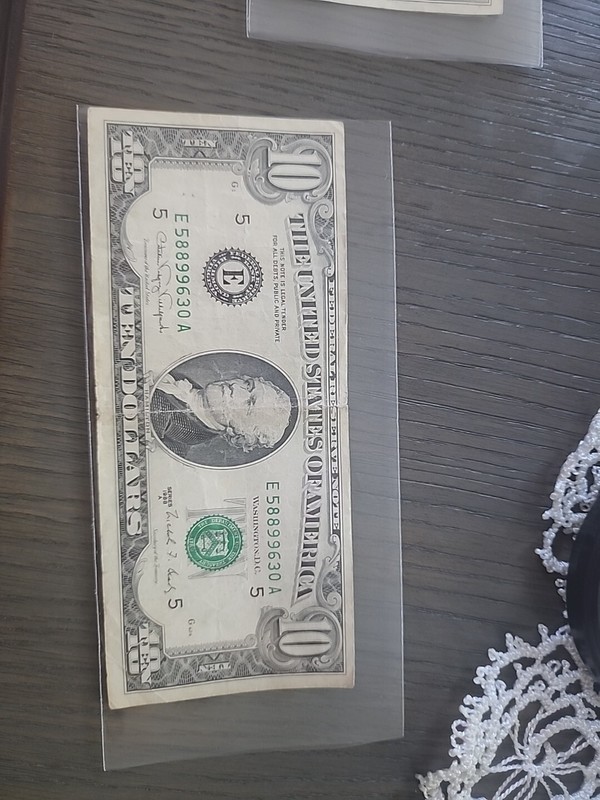 $10 Dollar Bill Note Cleveland 1988A series E58899630A small face