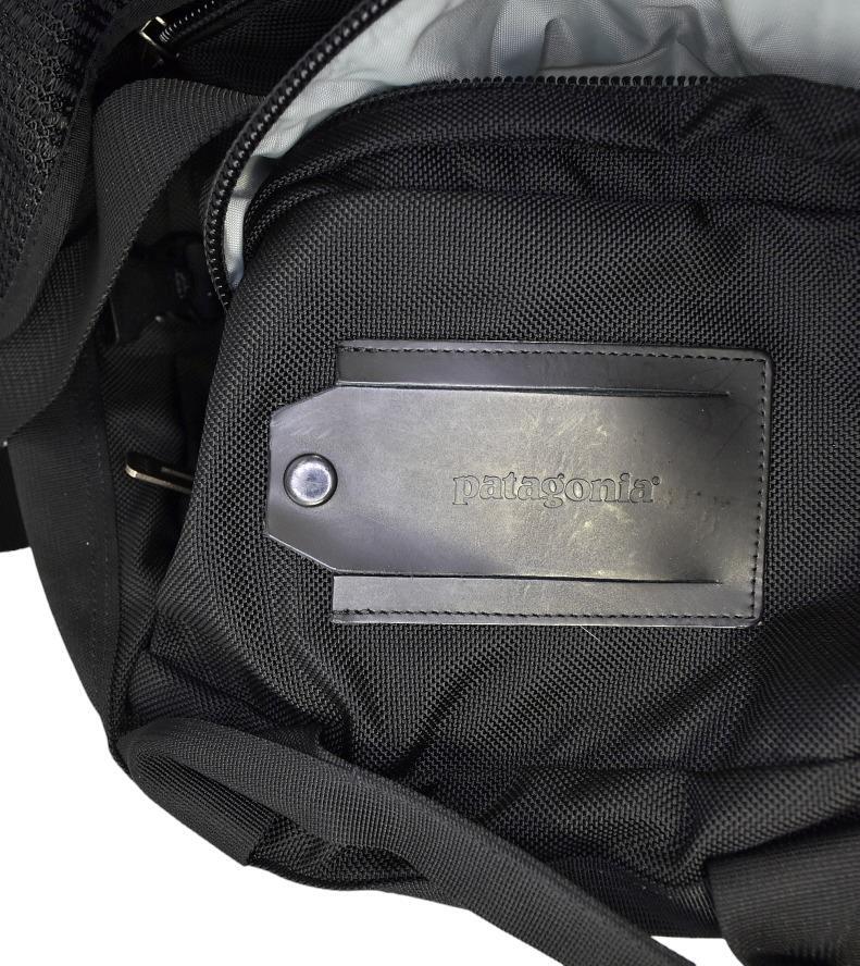Patagonia 98S ウエストバッグ Made in USA Never Used Patagonia 22” Hard Shell Rare Large Gym Weekender