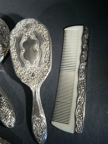 Vintage Silver Plated Grooming Set, 2 brushes hand mirror & comb - 第 3/9 張圖片