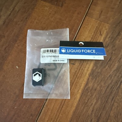 Liquid Force 4D Flex track End Plug (1 Piece)