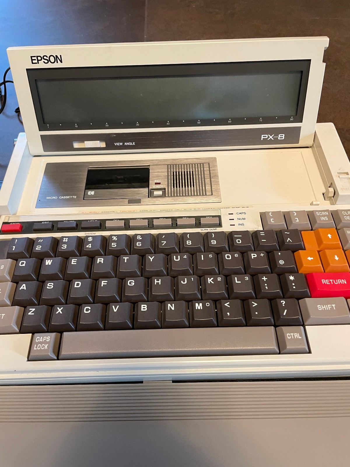 EPSON PX-8 (1984) + Power supply + n.2 manuals + n.2 ROM Word Star - Calc Star