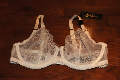 BNWT Dita Von Teese Fiamma Underwire Bra MSRP 70!!!