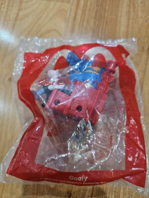 2020 Disney McDonalds Mickey & Minnies Runaway Railway Goofy #1 Toy Figure