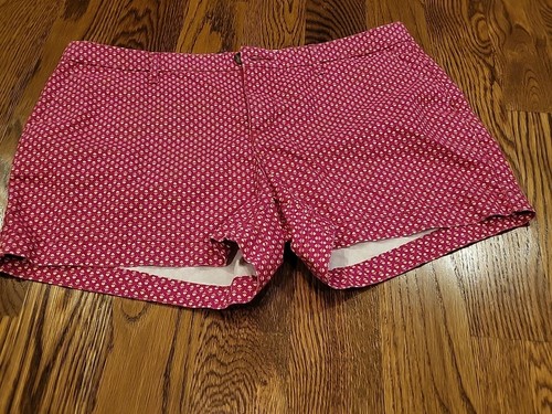 Old Navy Women's SHORTS size 8 pink shorts with tiny floral prints (#1045) - Picture 22 of 24