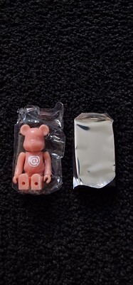 Bearbrick 100% - Series 45 - 'Basic' Letter @