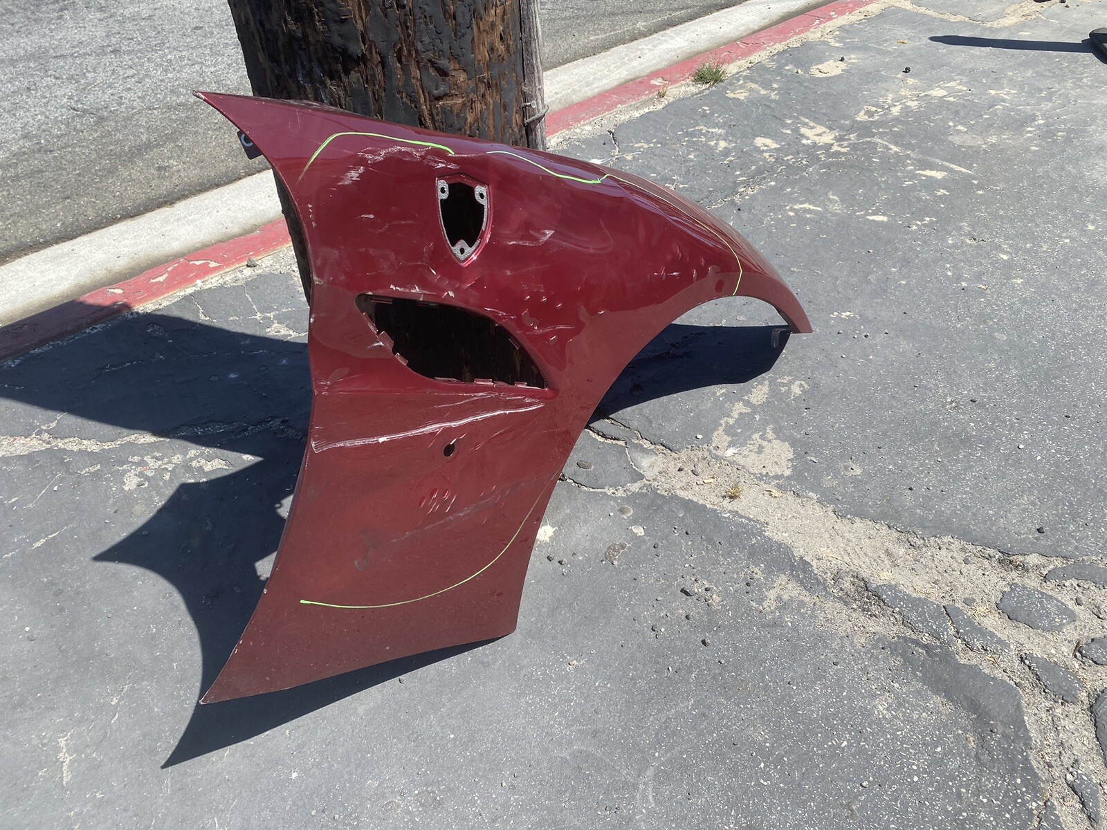 08-14 Ferrari California Right RH Fender