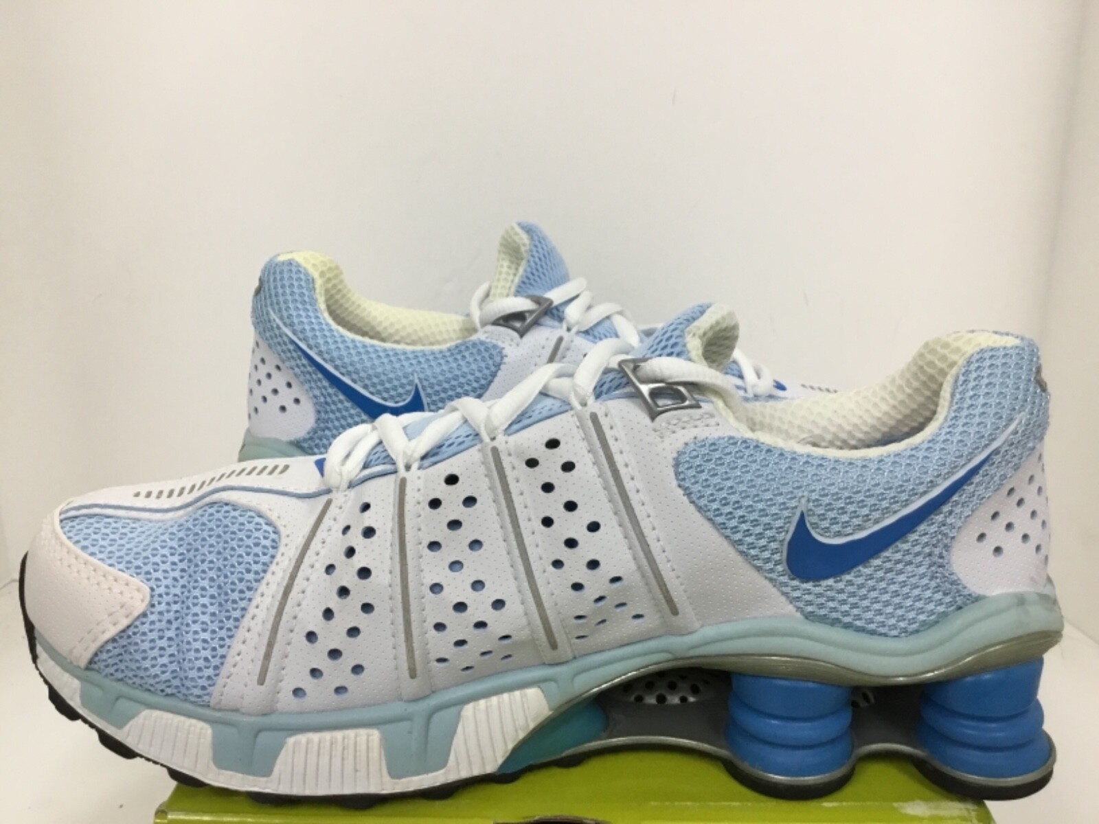Comprar Nike Shox Cognescenti Womens sneaker Style 311 en USA desde  Ecuador | TiendaMia