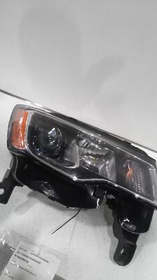 2017 Jeep Grand Cherokee Right Headlight Assembly OEM 630793, 103k Miles