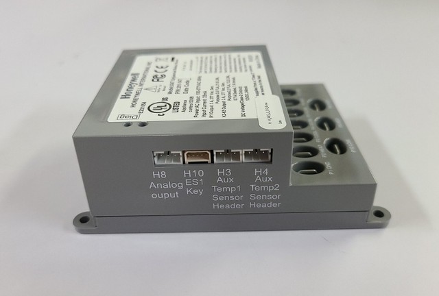 HONEYWELL. P/N 201-147-B1L6-RXGRP. EIGHT PACK X47 UNIVERSAL RELAY PACKS