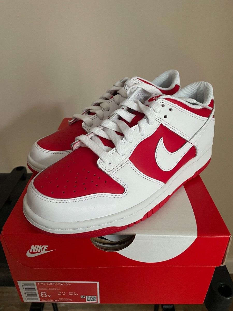 NIKE ダンクlow ユニバーシティレッド ナイキダンクローからOGカラー “ユニバーシティレッド”が再び登場