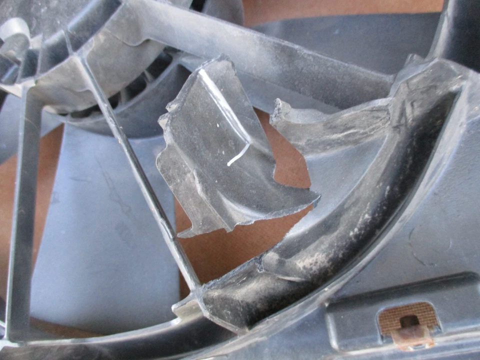 Ford F150 2010 2011 2012 2013 2014 radiador doble ventilador de refrigeración OEM Foto 2 de 4