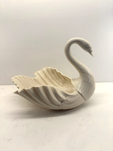 Swan Centerpiece | eBay