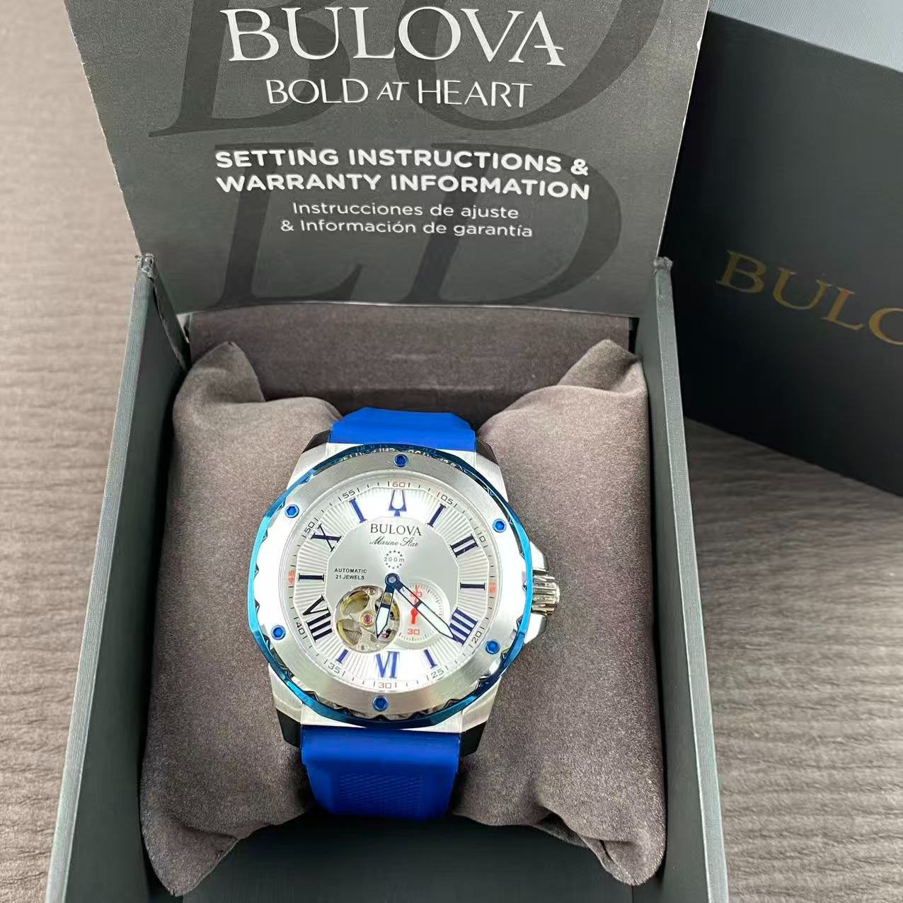 Наручные часы Bulova Marine Star 98A225