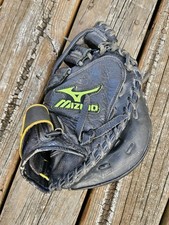Mizuno GXS-101 32.5  Girls Fully Broken In Softball Catchers Mitt Right   Throw