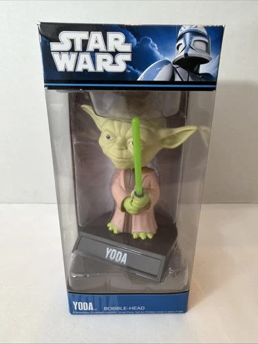 Funko Star Wars Yoda Bobble-Head - 2010 New In Box - Wacky Wobblers