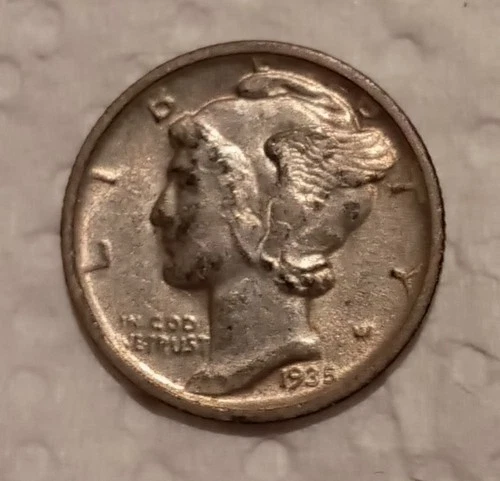 1935-D Mercury Dime , 90% Silver Coin In  Higher Grade , VF/XF ,Nice Collectable