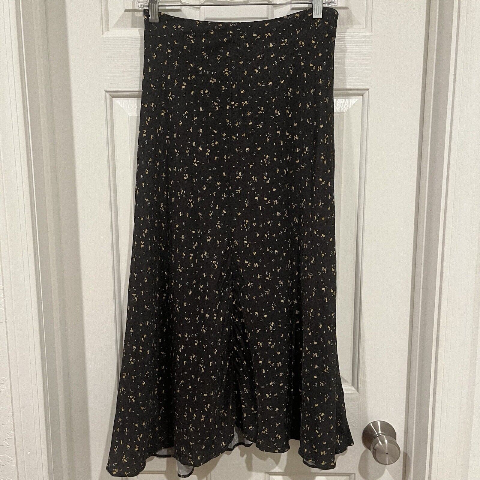 H&M Womens Sz 4 Long Maxi Black Floral Flowy Skirt W/Yellow Flowers