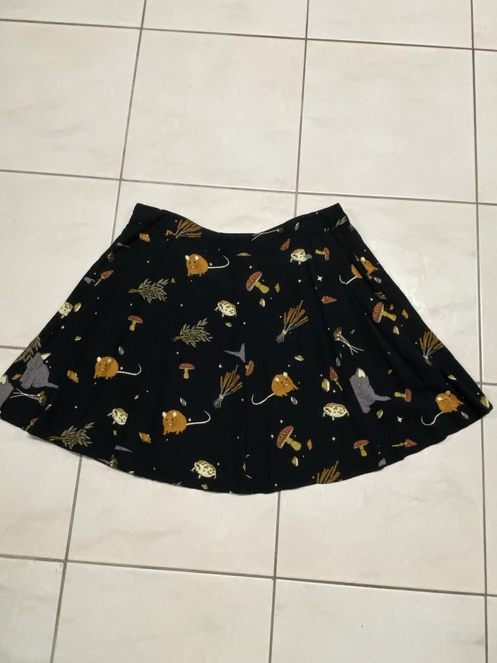 BLACK FRIDAY Black Circle Magic Skirt Size 14