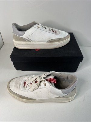 Loyalti Sneaker - Größe UK 8