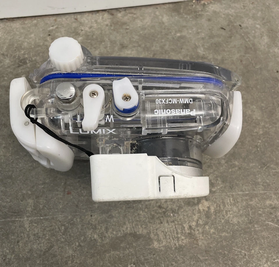Lumix DMW-MCFX30 Estuche Marino Panasonic Impermeable Carcasa Cámara Subacuática Foto 2 de 4