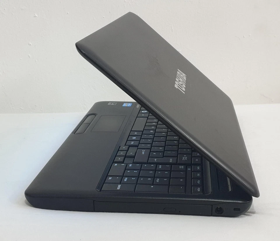 Windows XP Laptop  Sp3  80GB HDD 2GB Ram Wifi Ready Office good for xp games - Image 4 of 4