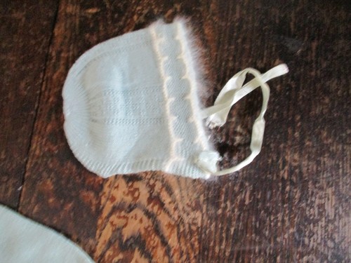 Vintage 1950's Baby Knit 2pc Romper w Knit Coat and Knit Bonnet Ensemble 6 - 9 M - 第 13/14 張圖片
