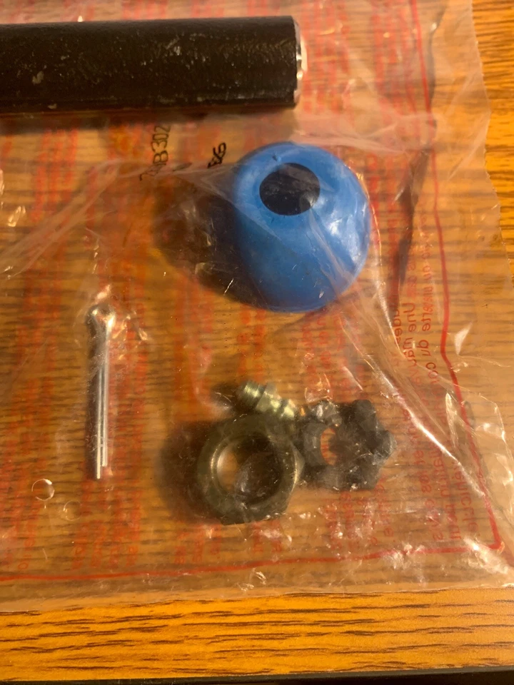 Extremo de barra de amarre exterior para Chevrolet Yukon Tahoe Suburban Silverado 1997-2007 NAPA Foto 2 de 4