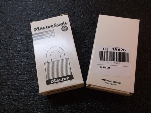 Lot of 2 Master Lock 3LHBLU Padlock 2" Shackle 2 Keys (H3P) - Picture 3 of 3