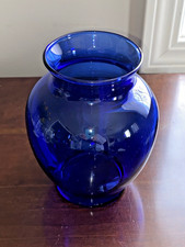 Beautiful Cobalt Blue Glass Vase Ginger Jar S...