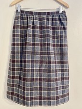 Vintage Pendleton Gray Red Plaid Midi Wool Skirt Size 4-6 W 28 L 27- EUC