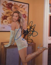 Sydney Sweeney signed 8x10 photo