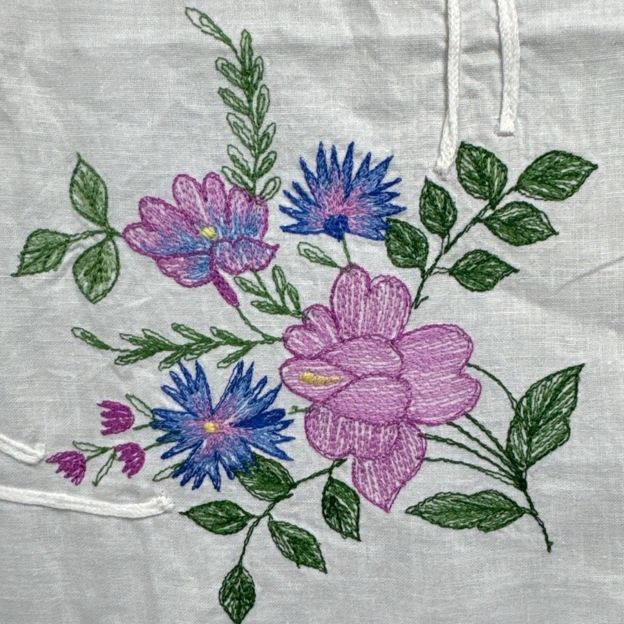 Винтажная вышитая льняная смесь скатерть квадратные зубчатые края коттеджкор - Изображение 4 из 4