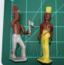 Lot of 2 Vintage Toy Hand Painted Hard Plastic American Indians, Arms Move 3.5"