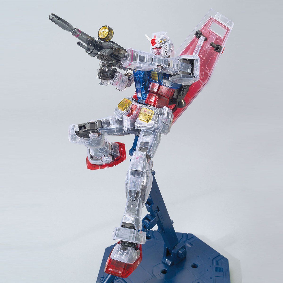 Gundam Base Limited MG RX-78-2 Gundam Ver.3.0 Clear Color 1