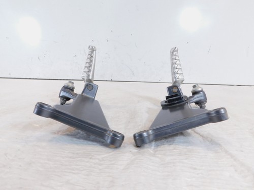 2002-2003 Aprilia SL1000 Falco Grey Left/Right Footrest Foot Peg Mounts - Picture 7 of 10