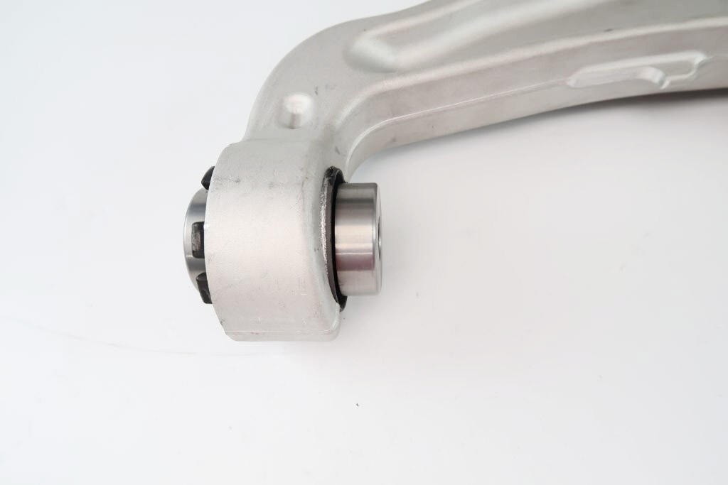 Maserati Levante right & left front lower upper control arms 1127