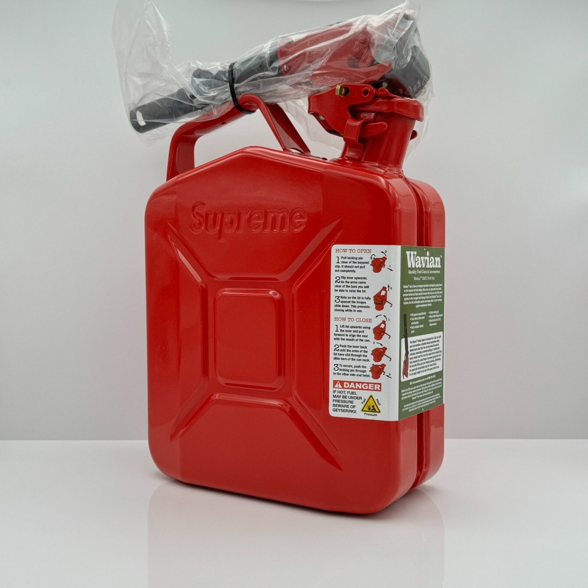 Supreme Wavian 5L Jerry Can *AUTHENTIC* | eBay