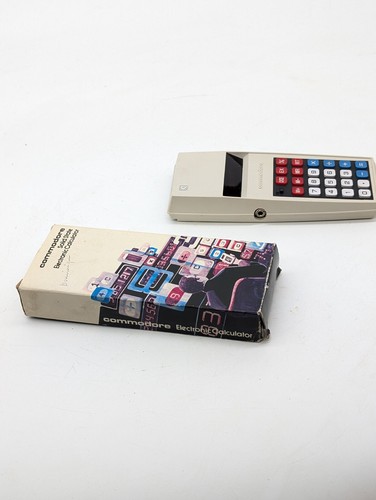 Calculatrice Électronique COMMODORE 797D Japan Collection Vintage TESTÉE - Photo 3/12