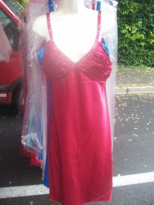 Robe De Soirée Cocktail Rouge - Taille 44/46, Satin, Strass, Bretelles Fines, Neuve Avec étiquettes