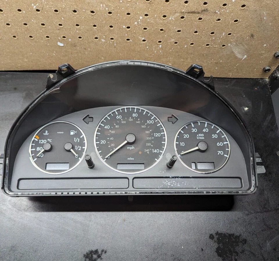 Velocímetro painel de instrumentos 2003 Mercedes Ml350 fabricante de equipamento original - Imagem 3 de 4