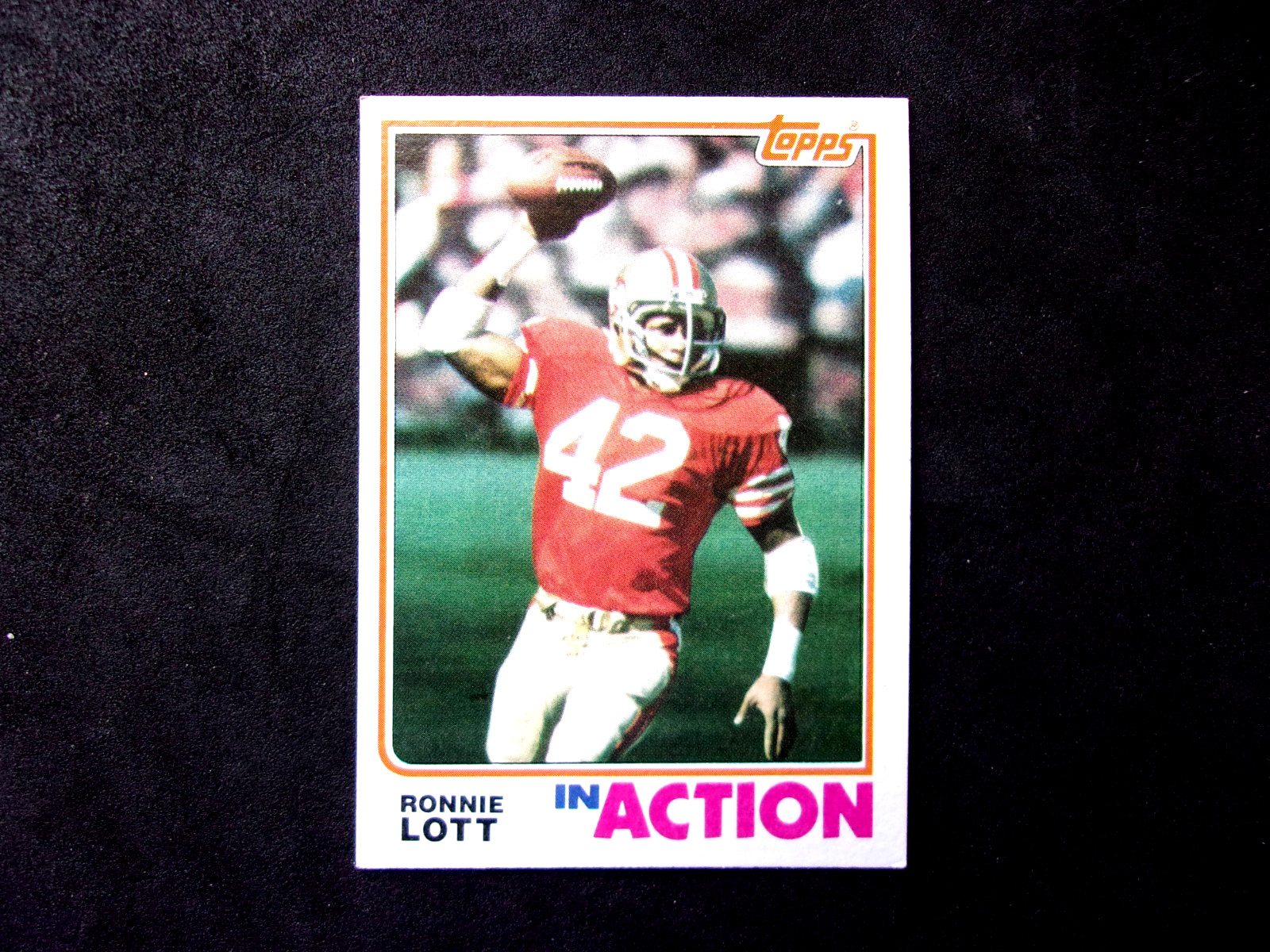 1ST YEAR RONNIE LOTT 1982 TOPPS #487 IN NRMT+++CONDITION..49ERS..HOF...VINTAGE
